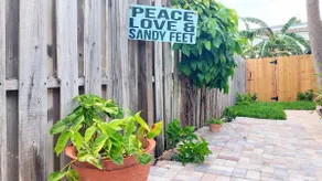 Fully renovated, cozy beach apt. - Image 5