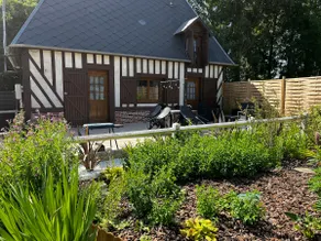Charming house with jacuzzi. - Image 2