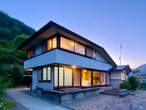 A relaxing and quality holiday in a private hot spring villa on a hill. - Image 3