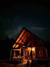 Spend a relaxing time in a log house away from the city. - Image 3