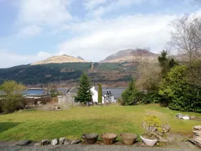Arrochar Fern Cottage with Wood Burner & Loch View - Image 3
