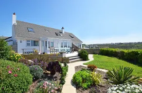 One bed spectacular ocean views, walk to the beach - Image 3