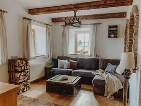 Beautiful apartment on the 2nd floor of a farmhouse - Image 5