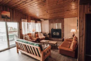Cozy lake Cottage - Image 3