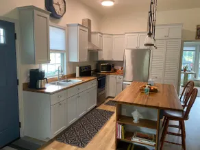 Bluebird Bungalow - Image 5