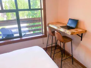 Family Friendly, Remote Office, In The Village! - Image 4
