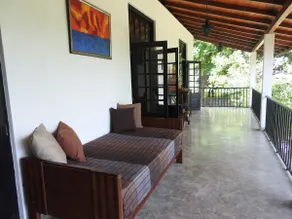 Villa by the Lake Bolgoda, Moratuwa-Colombo - Image 2