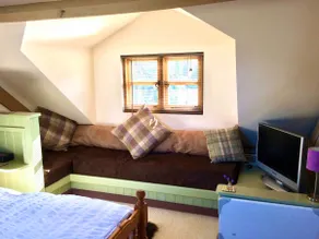 Greencourt Loft - The Cotswold Way, Stroud - Image 3