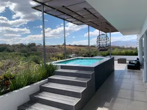Rancho Macloy Private Suite with an outdoor jacuzzi - Image 2