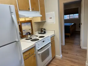 Peaceful, 2-bedroom Anchorage home away from home - Image 3