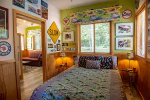 Ozzie’s Hideaway-Smack between Three Oaks & Sawyer - Image 2