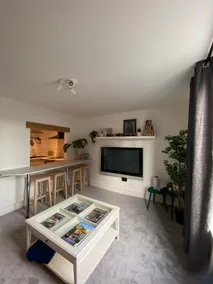 Smithfield Mews Apartment with free parking - Image 3