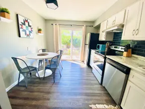Lovely 2 bedroom rental unit with a patio. - Image 2