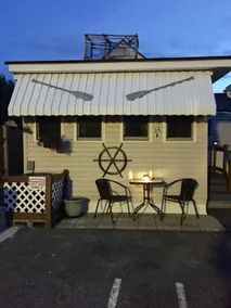 Opdateret sommerhus ...  kun få skridt fra stranden - Image 4