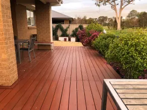 Modern 4 bedroom Lakeside residential home - Image 3