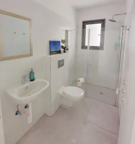 Luxury 3 Bedroom Condo With A Beautiful View - Image 4