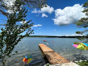 Lakefront Family-Friendly Cottage on Trails - Image 3