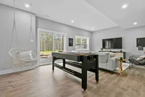 Beautiful new 6 bedroom lakehouse close to Halifax - Image 5