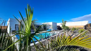 Villa Valentina: Heated Pool & Serenity - Image 2