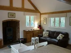 Wren Cottage. Dog-friendly with fenced garden - Image 5