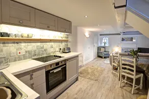 Holiday Cottages and North Star Apartment - Image 3