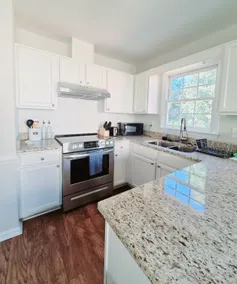 The GreyHouse, near Raleigh- 3d bed and 2 bath. - Image 3