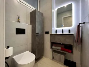 Luxury Pool Apartment near the Beach - Image 2