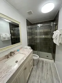 Entire Townhouse,7 minutes walk to the beach.... - Image 2