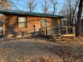 Native America Cabin 7 - Rocky Point Cabins - Image 2
