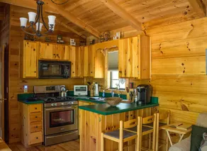 Sophie's Cabin~ A Secluded and Charming Getaway - Image 4