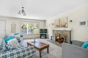 Coastal Cottage in Rye - 1pm checkout on Sundays* - Image 5