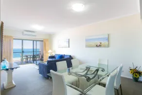 The Boardwalk Apartment 2 Bedrooms - Image 3