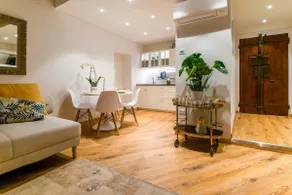 Clavature Luxury Apartment- 100 sqm Piazza Maggiore - Image 4