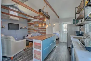 Hillcrest Hideaway - Image 4
