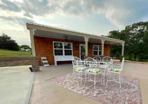 WillowRose Farmhouse - Image 2