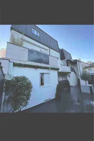 9 - Image 4