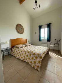 Independent apartment, air conditioning, residence, pool, parking - Image 5
