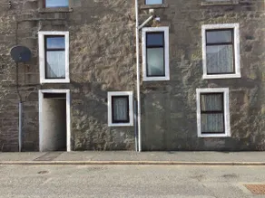 Centrally located bright flat - Image 3