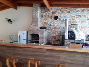 Cozy house with pool, pool table - Image 5