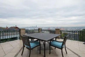 Flawless City and Mountains Views in West Seattle - Image 2