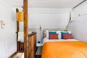 Romantic Cute Thatched Cottage • - Image 3