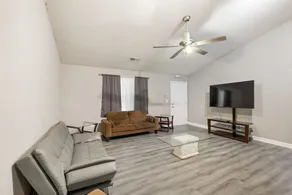Your home away from home - Image 3