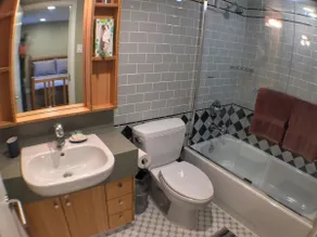 Highland Park Guest House - Image 4