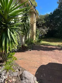 Retro 70s Beach House - Image 4