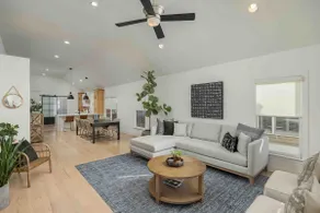 THE SOUTH HOUSE: Walkable, Pet & Family Friendly - Image 4