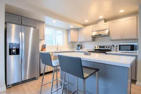 Modern Townhome 4 Bedrooms - North Beacon Hill - Image 2