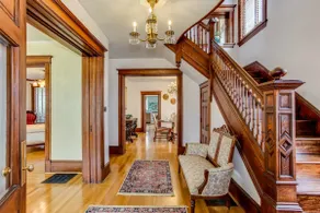 Greenport Victorian Captains House - Image 3