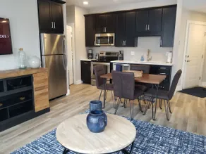 Downtown TC Condo | Walk to Shops, Dining & Beache - Image 3