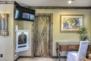 Lynx Creek Love Shack - Image 2