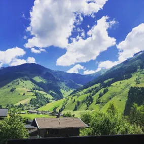 AlpineHaven #Chalet#Rauris#Gastein#ZellamSee🏔🥨🎿🇦🇹❤️👨‍👩‍👦‍👦 - Image 3